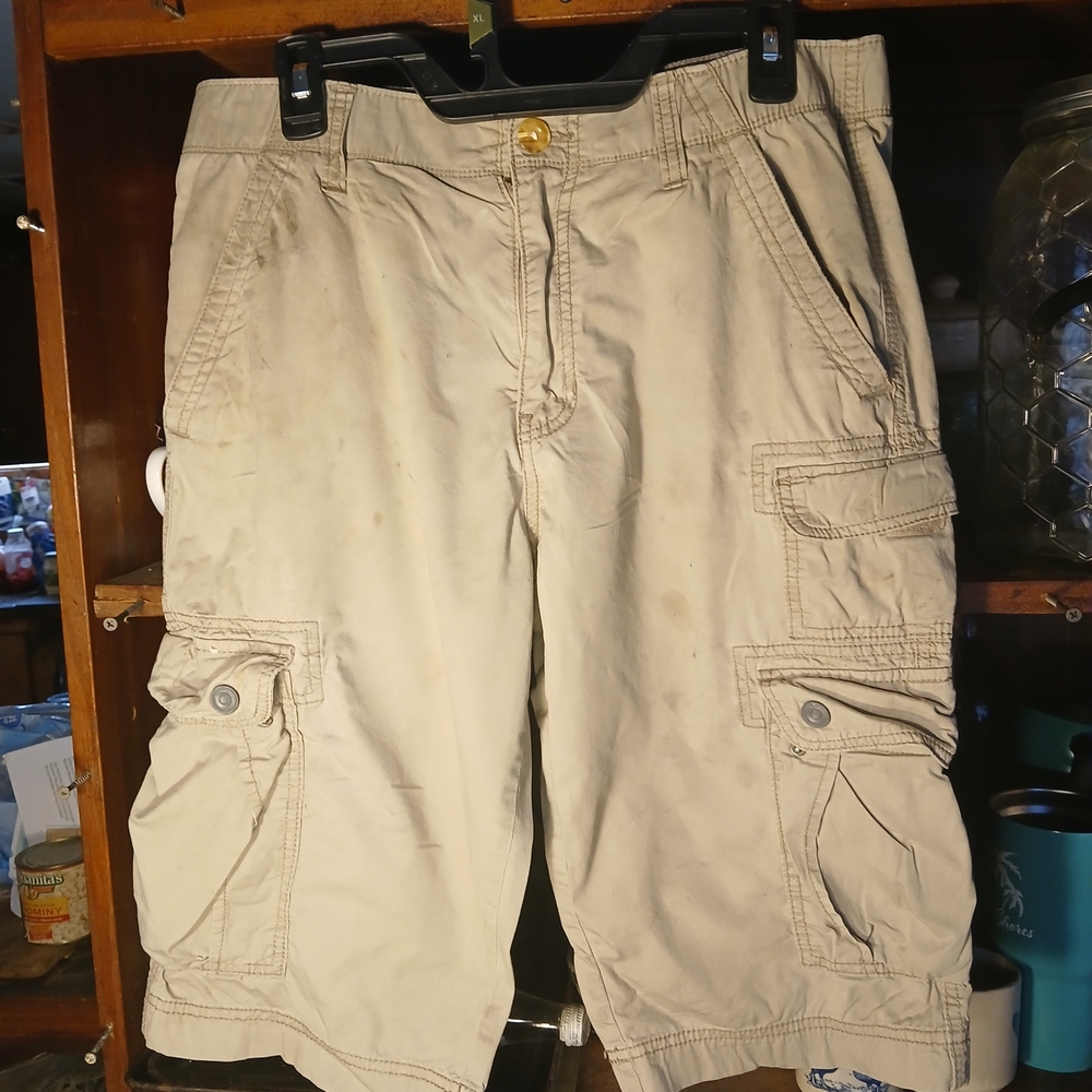 George Size 32 Stretch Tan Knee Length Cargo Shorts